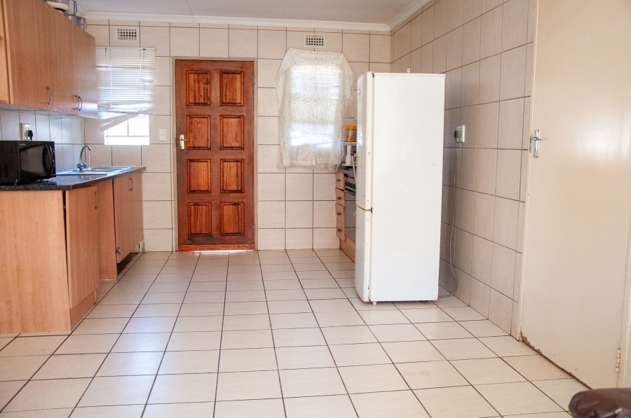 3 Bedroom Property for Sale in Noordwyk Gauteng