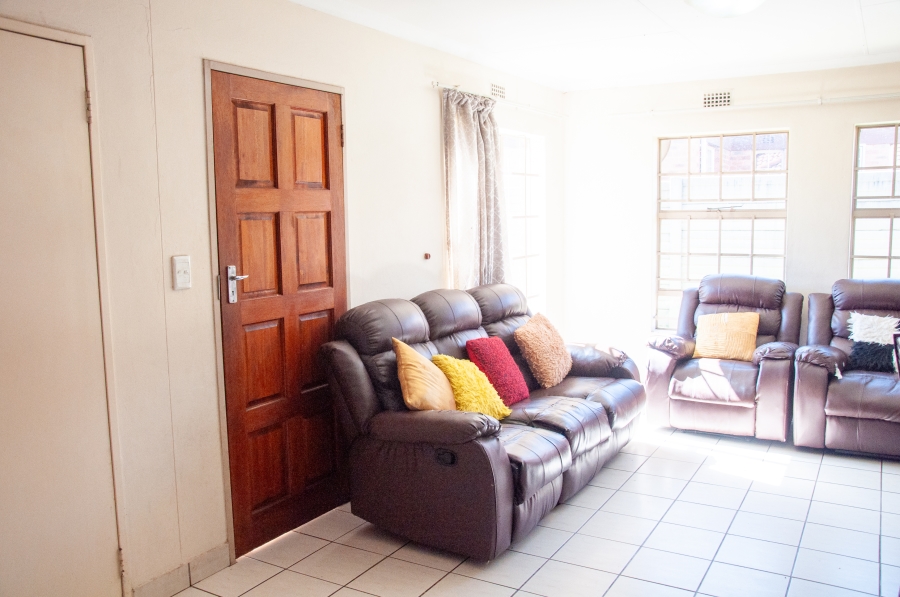 3 Bedroom Property for Sale in Noordwyk Gauteng