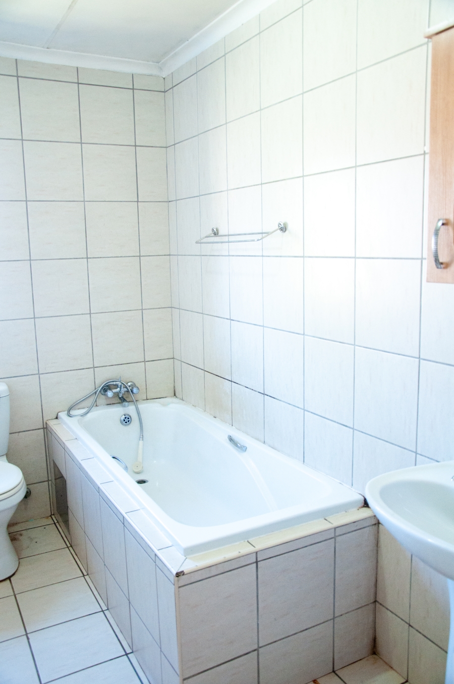 3 Bedroom Property for Sale in Noordwyk Gauteng