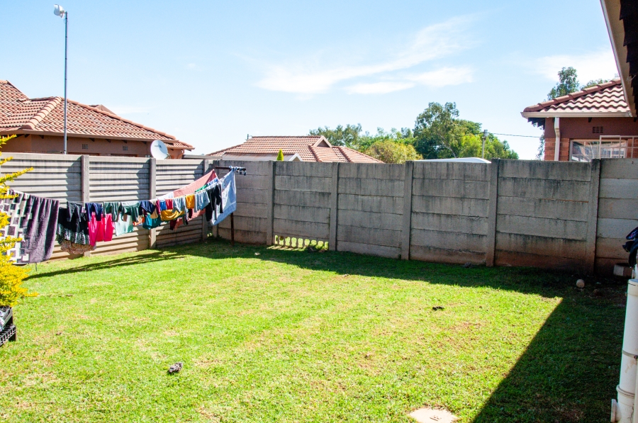 3 Bedroom Property for Sale in Noordwyk Gauteng