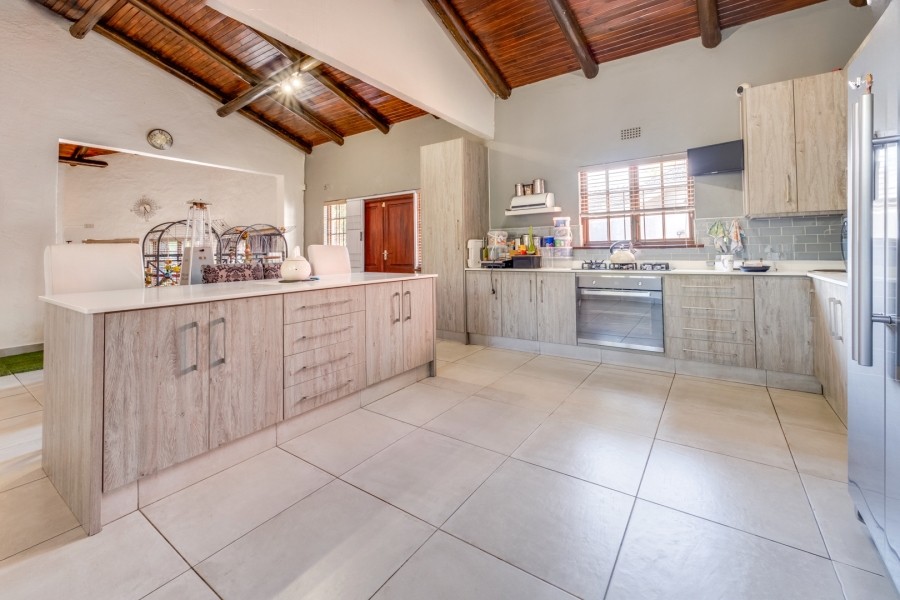 3 Bedroom Property for Sale in Douglasdale Gauteng