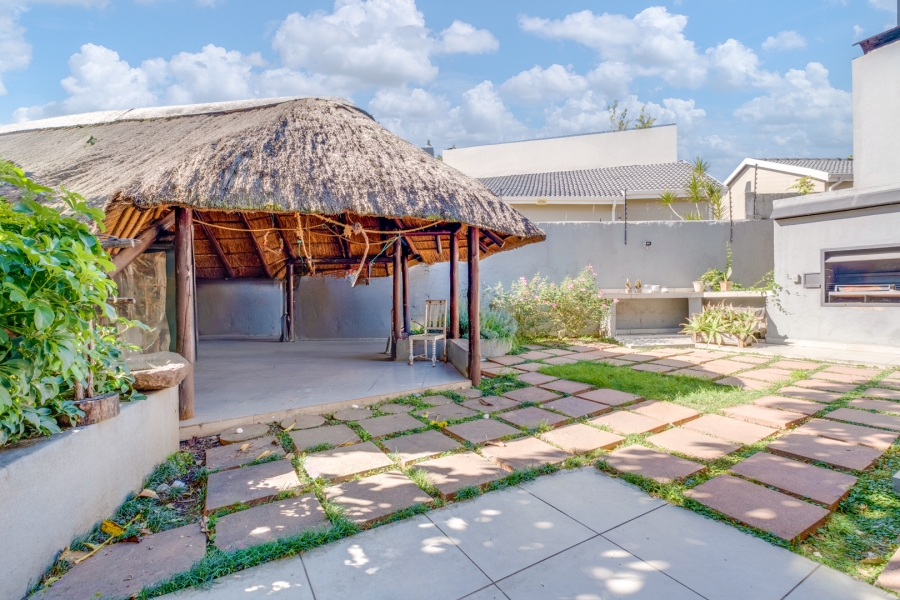 3 Bedroom Property for Sale in Douglasdale Gauteng