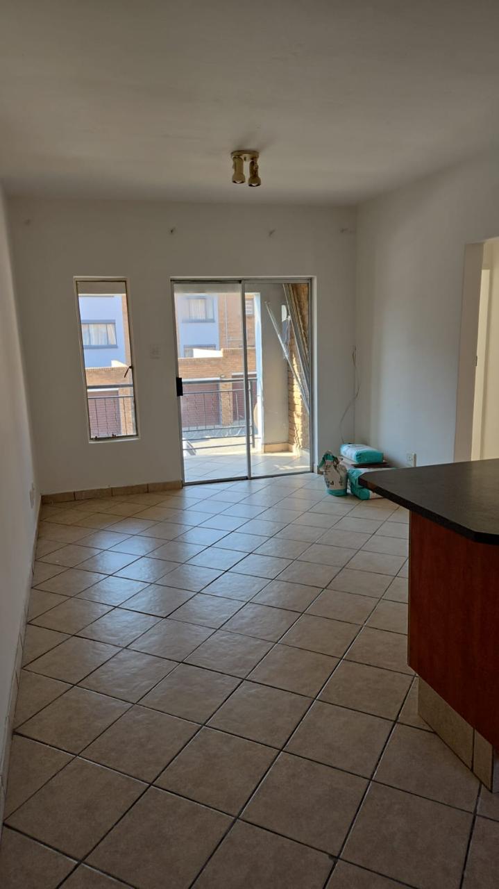 2 Bedroom Property for Sale in Vorna Valley Gauteng