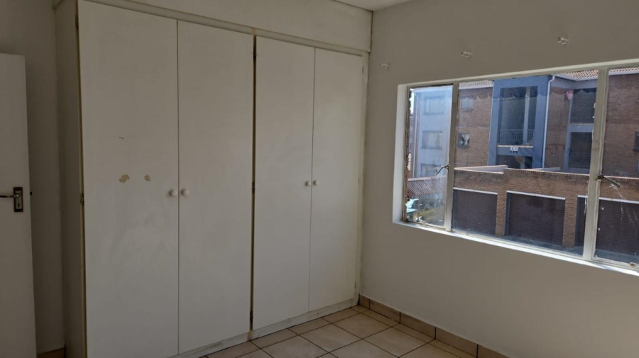 2 Bedroom Property for Sale in Vorna Valley Gauteng