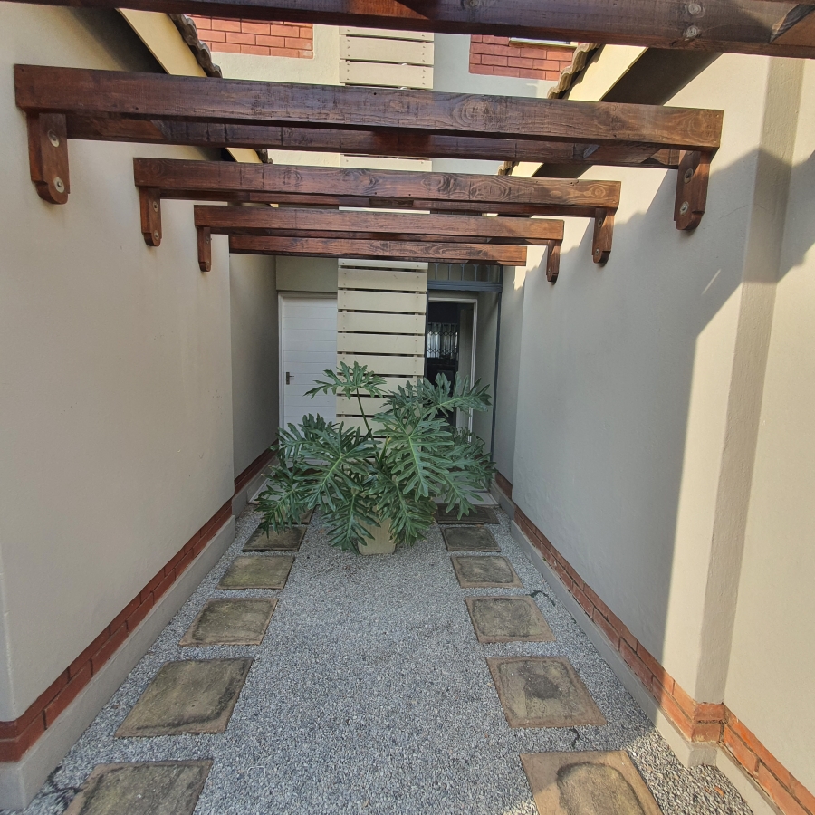 3 Bedroom Property for Sale in Equestria Gauteng