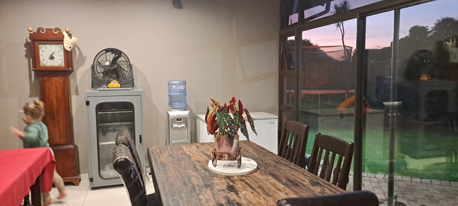 4 Bedroom Property for Sale in Sunair Park Gauteng