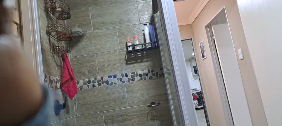 4 Bedroom Property for Sale in Sunair Park Gauteng
