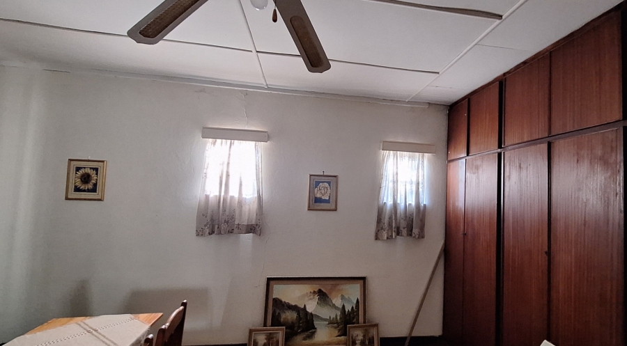 3 Bedroom Property for Sale in Zuurfontein Gauteng