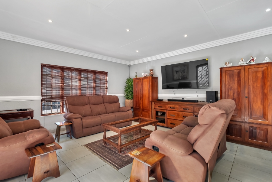 3 Bedroom Property for Sale in Westdene Gauteng