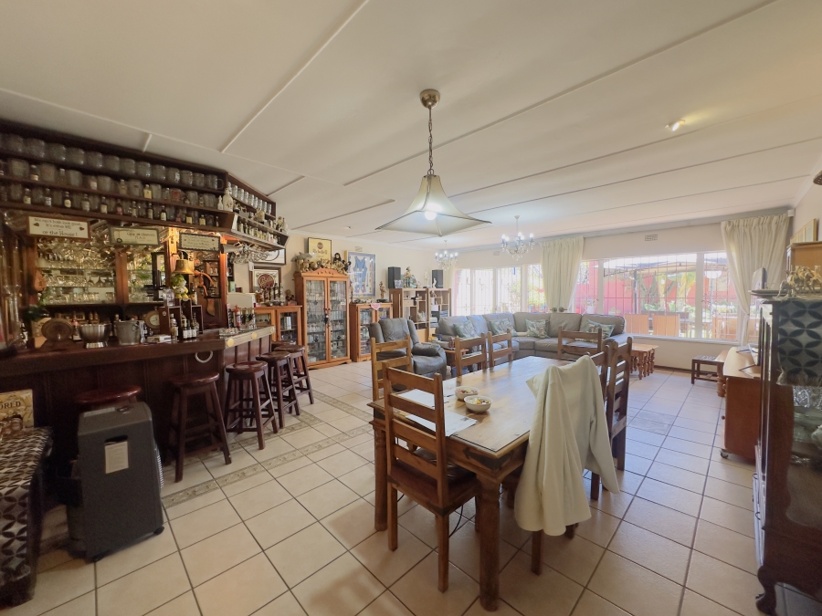 4 Bedroom Property for Sale in Lambton Gardens Gauteng