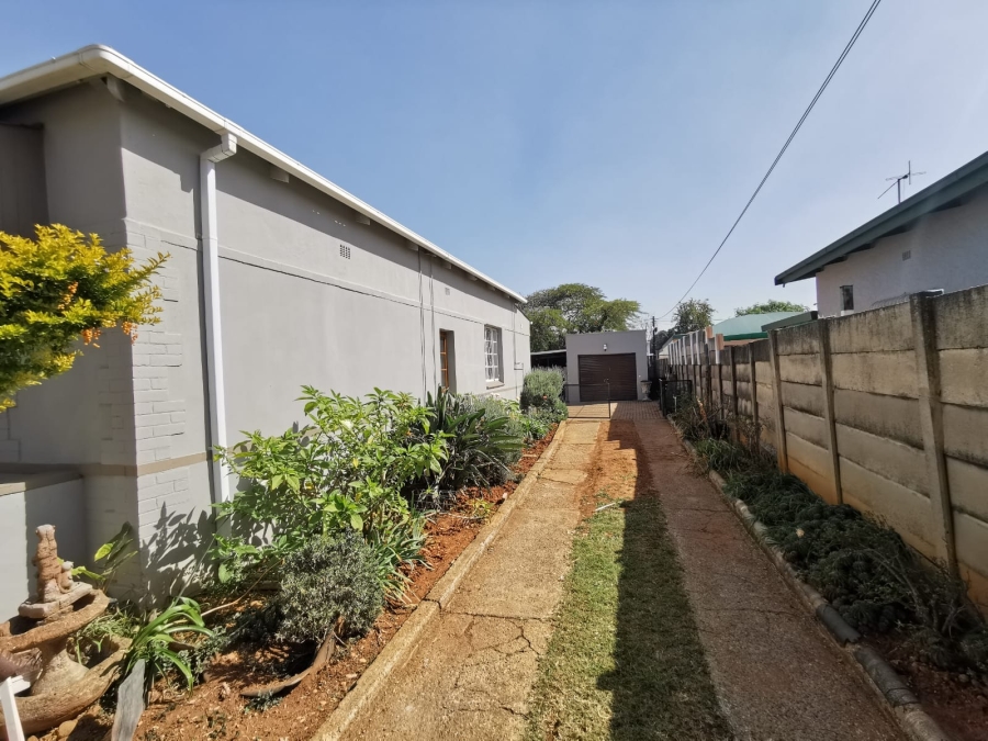 3 Bedroom Property for Sale in Florentia Gauteng