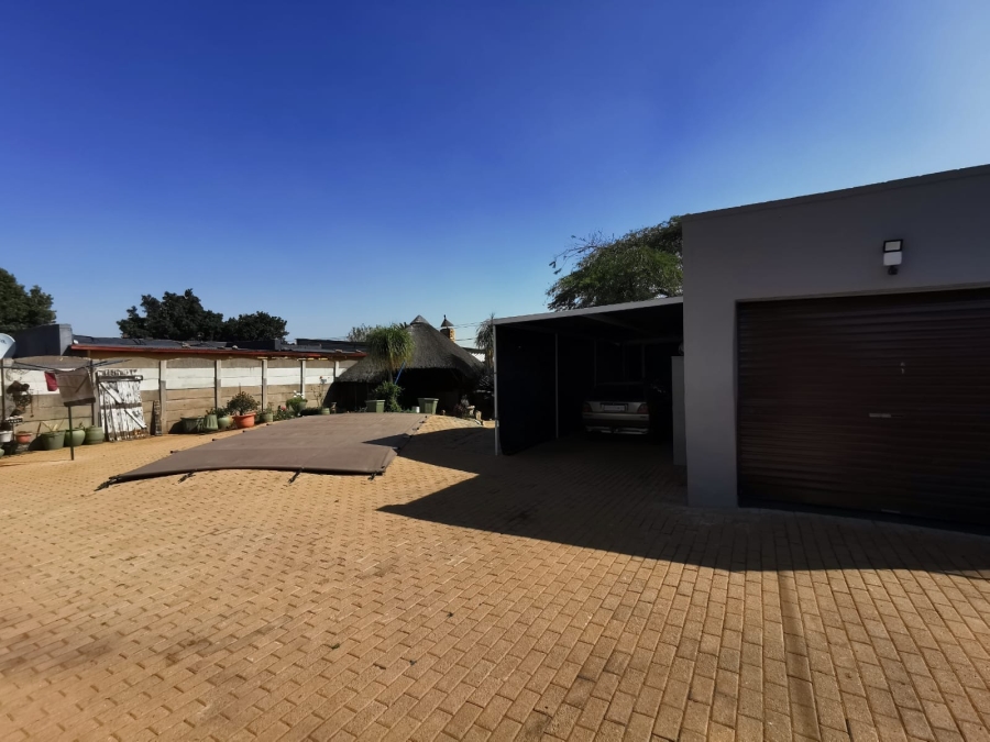 3 Bedroom Property for Sale in Florentia Gauteng