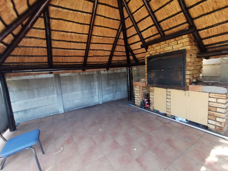 3 Bedroom Property for Sale in Florentia Gauteng