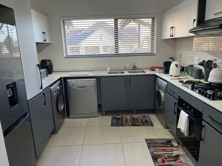 2 Bedroom Property for Sale in Kyalami Hills Gauteng