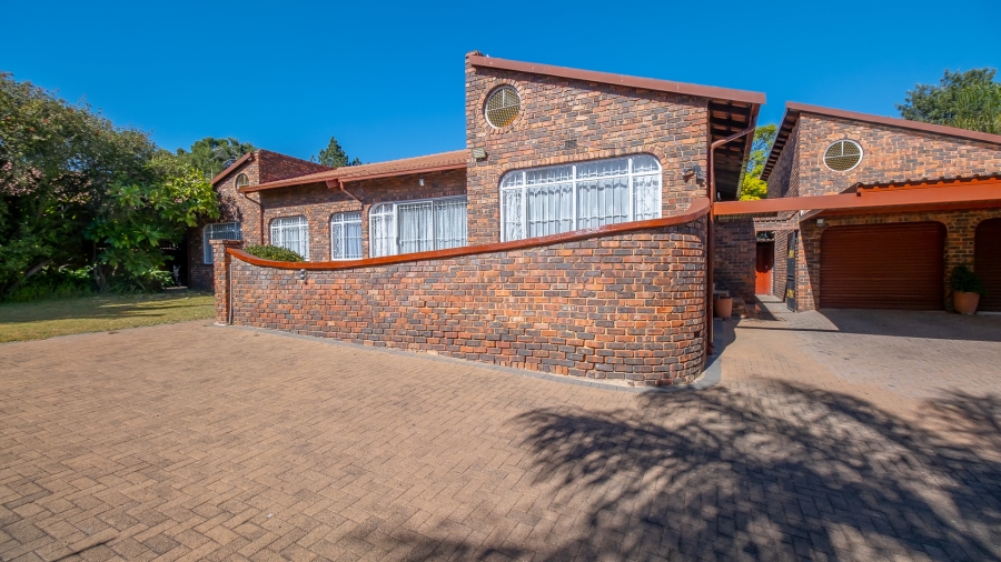 4 Bedroom Property for Sale in Randpark Ridge Gauteng