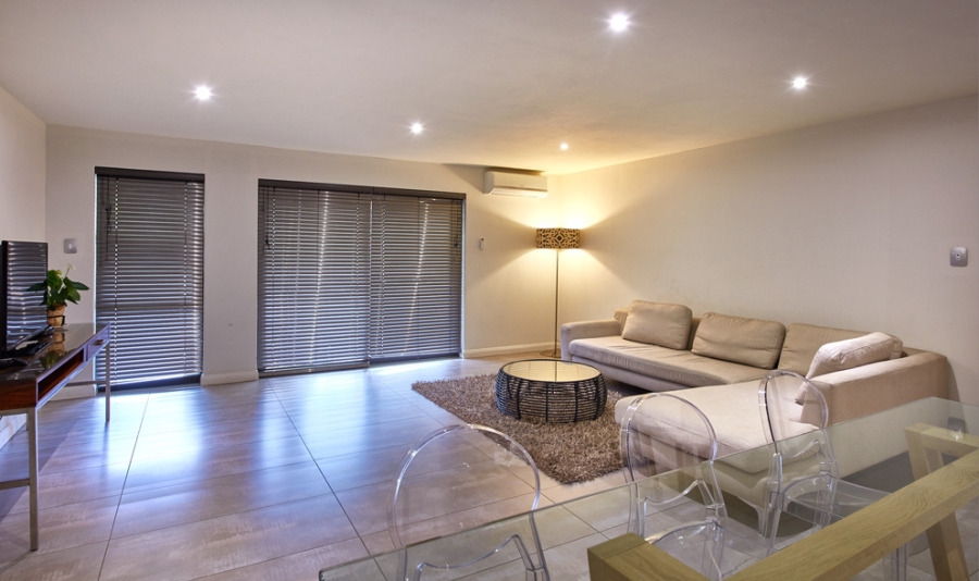 To Let 4 Bedroom Property for Rent in Sandown Gauteng