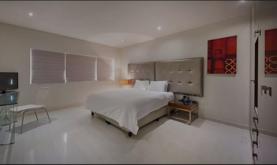 To Let 4 Bedroom Property for Rent in Sandown Gauteng