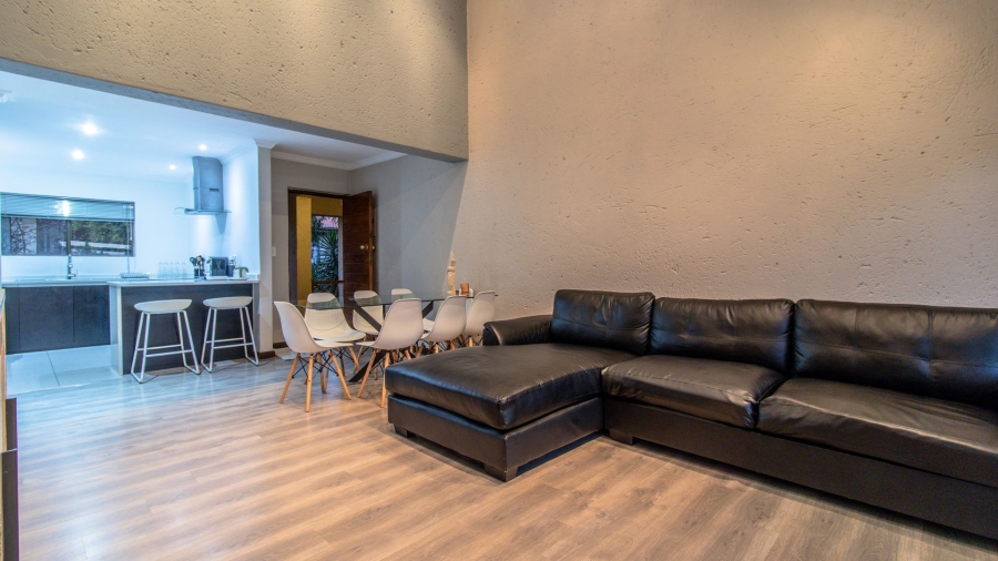 2 Bedroom Property for Sale in Bedfordview Gauteng