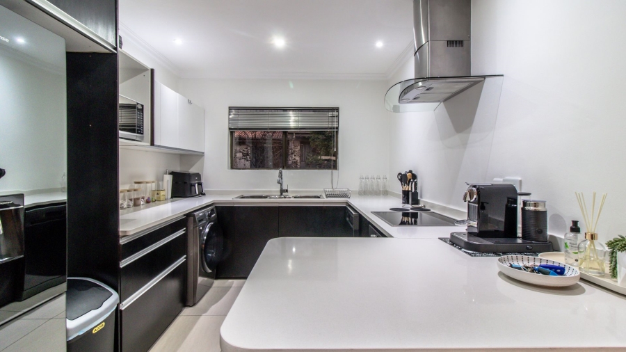 2 Bedroom Property for Sale in Bedfordview Gauteng