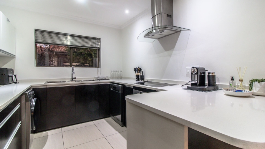 2 Bedroom Property for Sale in Bedfordview Gauteng