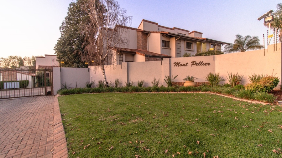 2 Bedroom Property for Sale in Bedfordview Gauteng