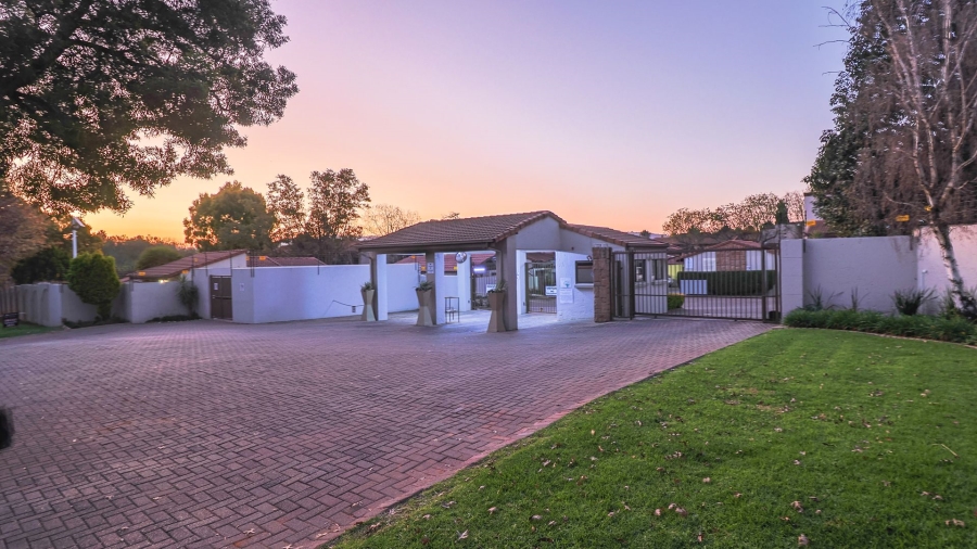 2 Bedroom Property for Sale in Bedfordview Gauteng
