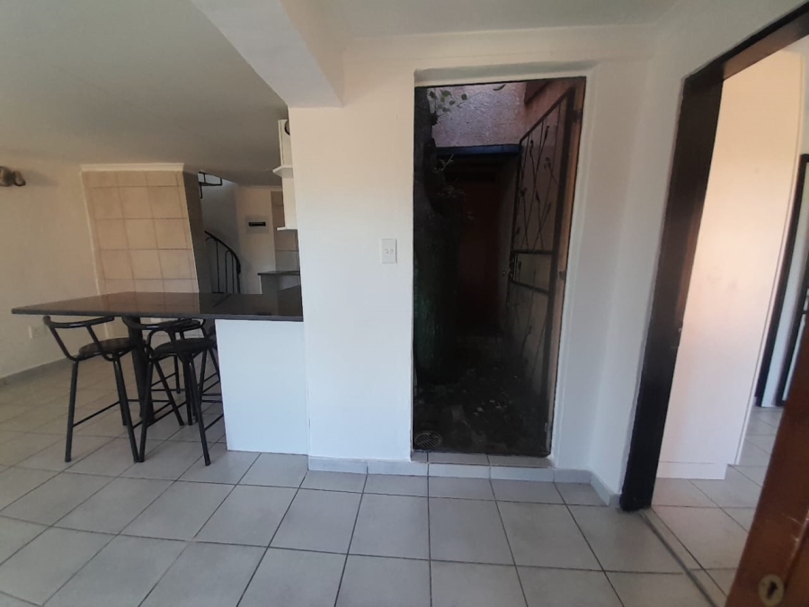 To Let 2 Bedroom Property for Rent in Randpark Ridge Gauteng