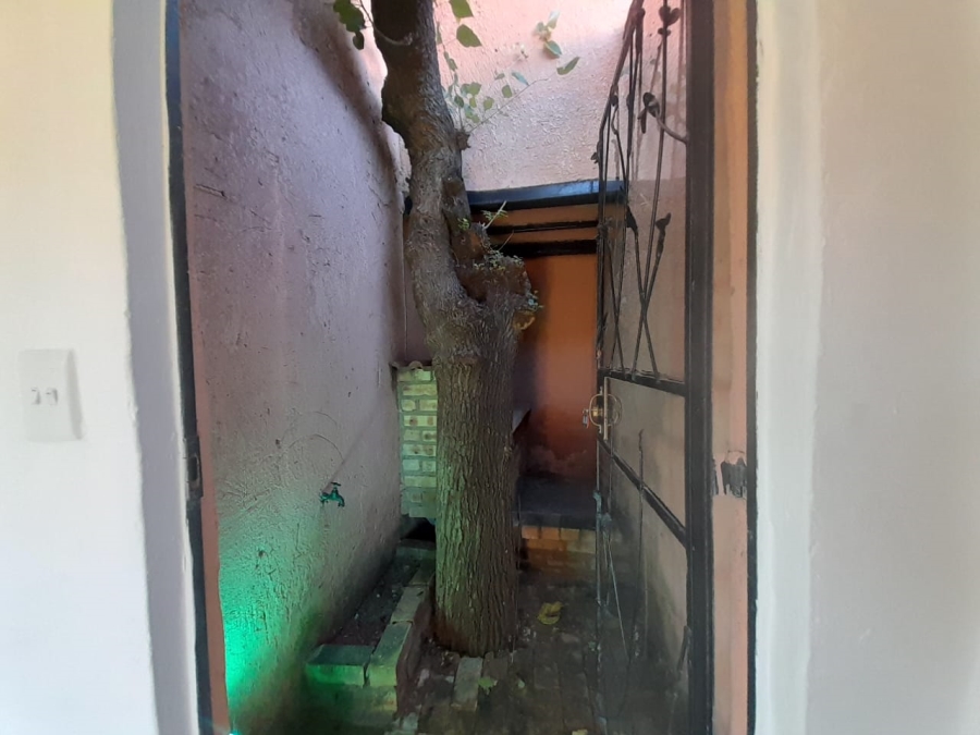 To Let 2 Bedroom Property for Rent in Randpark Ridge Gauteng