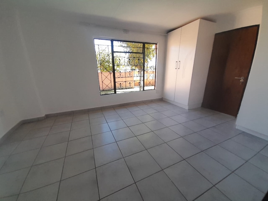 To Let 2 Bedroom Property for Rent in Randpark Ridge Gauteng