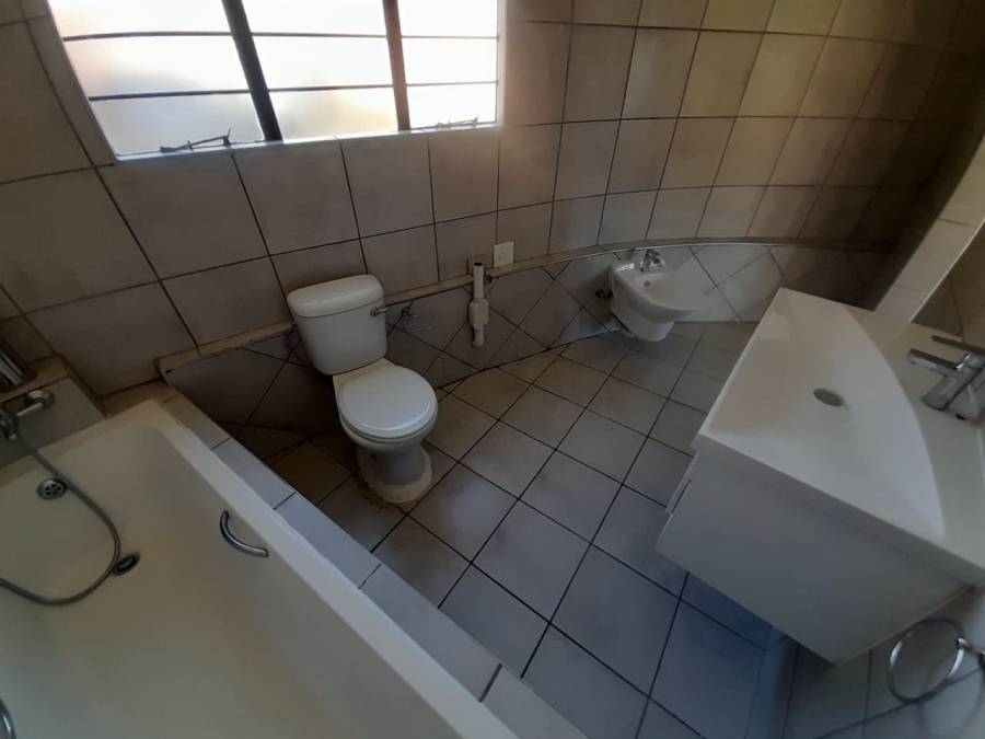 To Let 2 Bedroom Property for Rent in Randpark Ridge Gauteng
