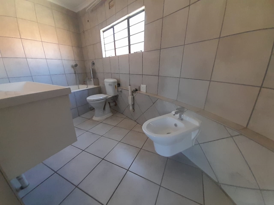 To Let 2 Bedroom Property for Rent in Randpark Ridge Gauteng