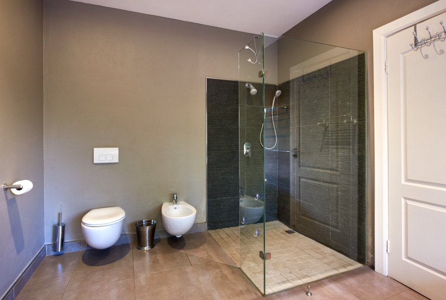 To Let 4 Bedroom Property for Rent in Sandown Gauteng