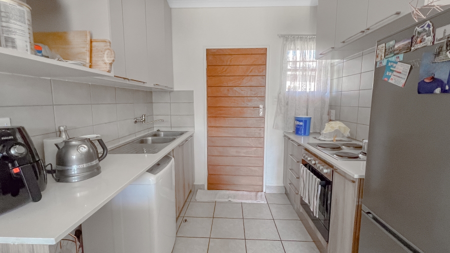 4 Bedroom Property for Sale in Esther Park Gauteng