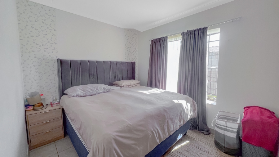 4 Bedroom Property for Sale in Esther Park Gauteng