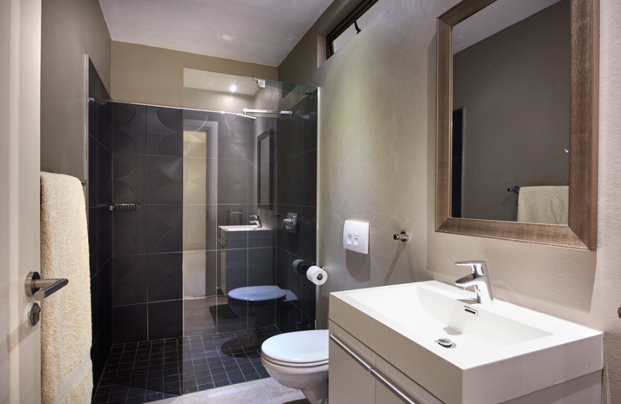 To Let 2 Bedroom Property for Rent in Sandown Gauteng