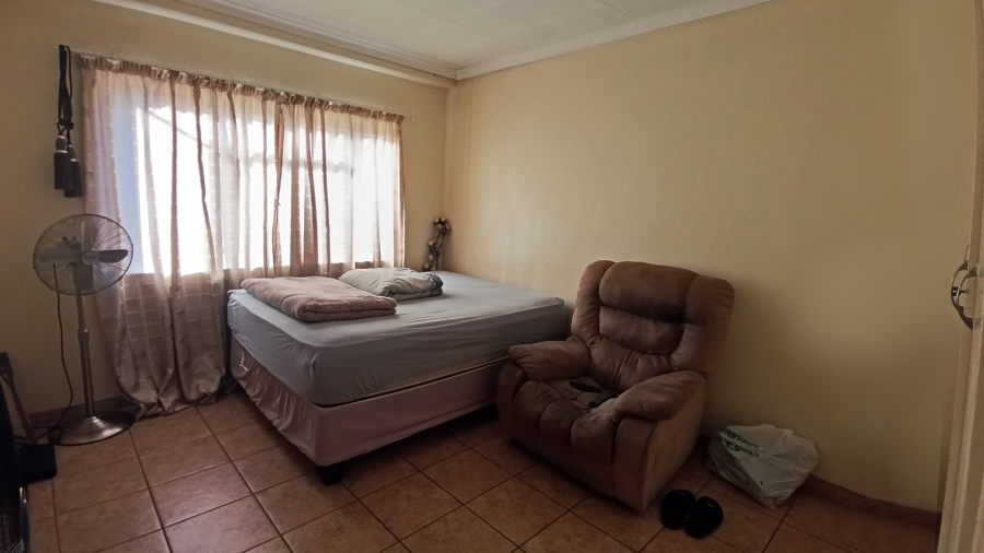 2 Bedroom Property for Sale in Wonderboom South Gauteng