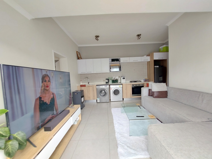 To Let 1 Bedroom Property for Rent in Linbro Park Gauteng