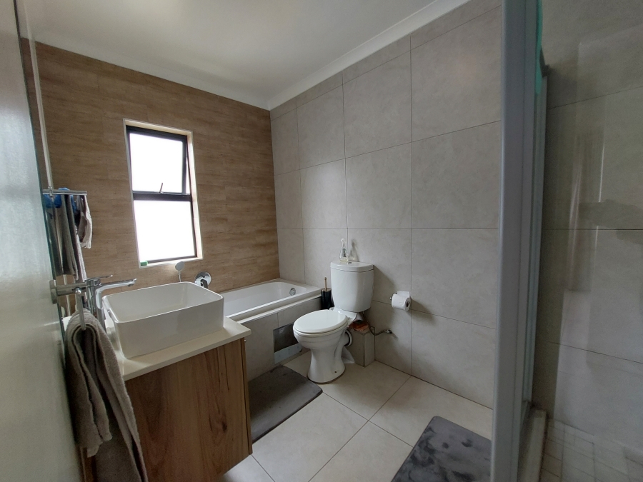 To Let 1 Bedroom Property for Rent in Linbro Park Gauteng