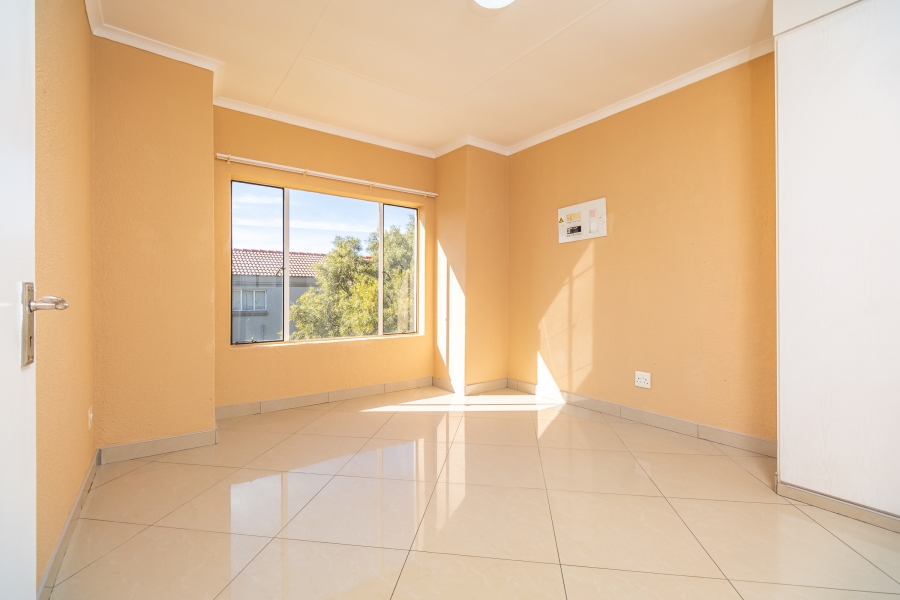 3 Bedroom Property for Sale in Willowbrook Gauteng