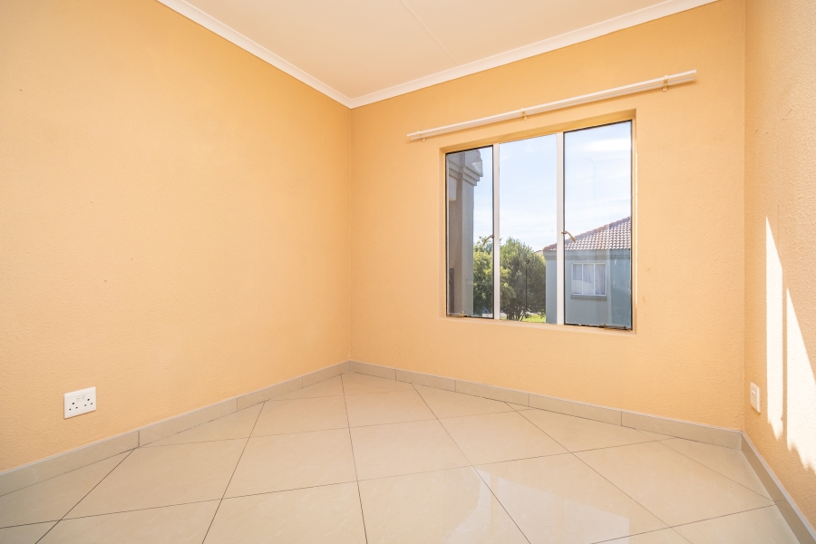3 Bedroom Property for Sale in Willowbrook Gauteng