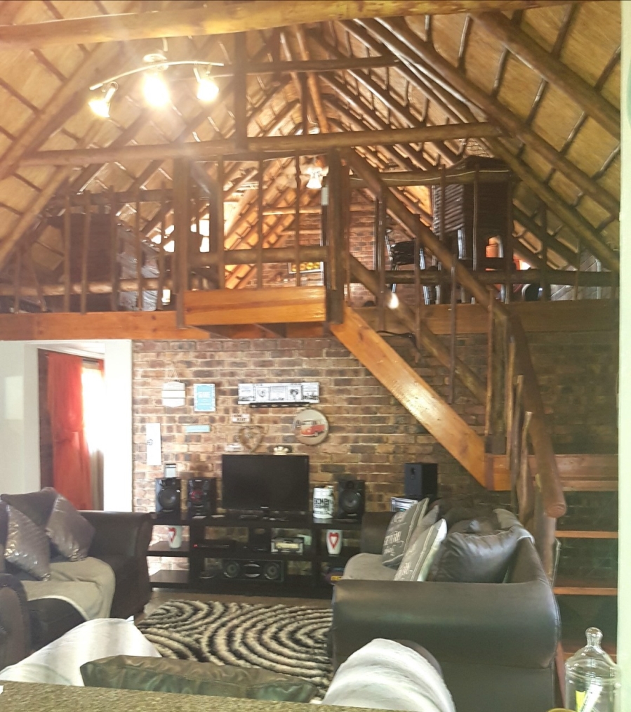 3 Bedroom Property for Sale in Vanderbijlpark SE 2 Gauteng