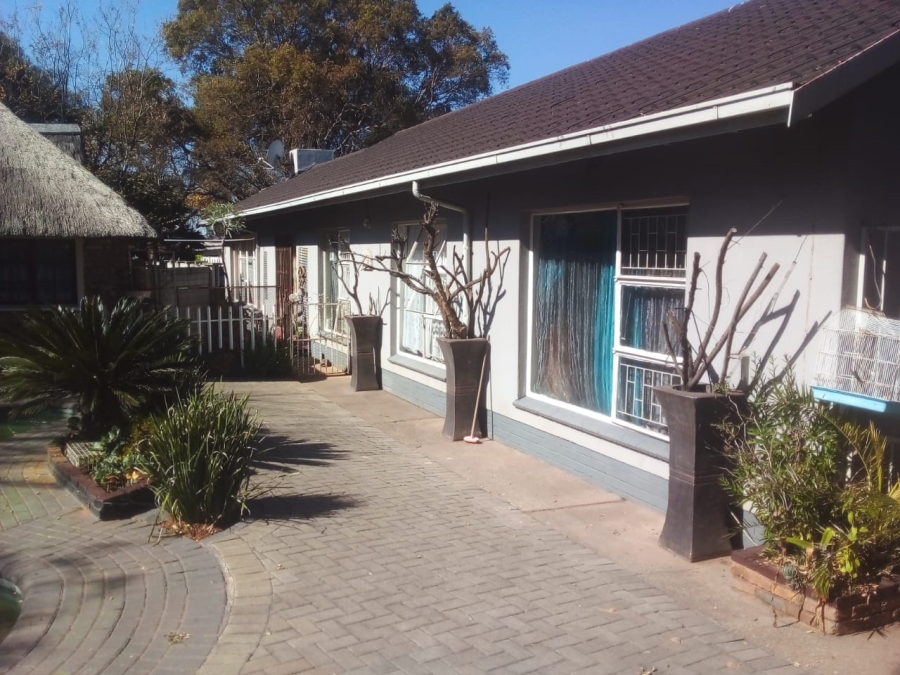 3 Bedroom Property for Sale in Vanderbijlpark SE 2 Gauteng
