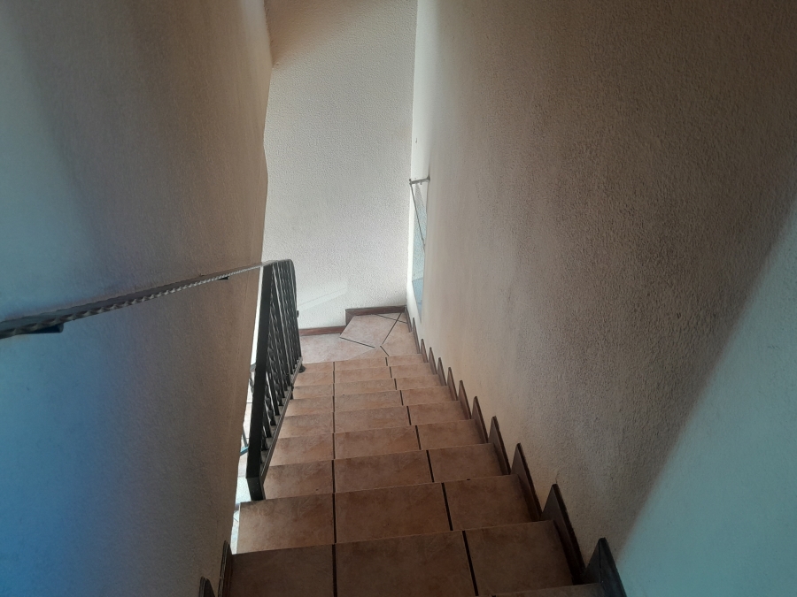 2 Bedroom Property for Sale in La Montagne Gauteng