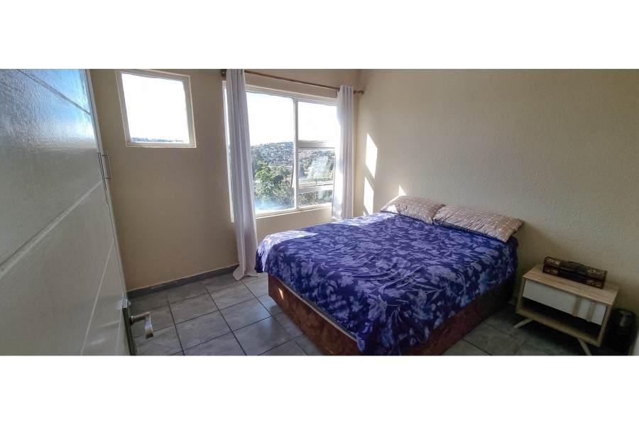 2 Bedroom Property for Sale in Wilro Park Gauteng