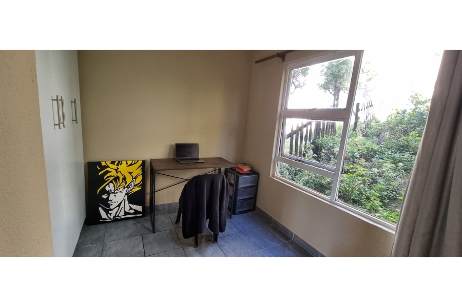 2 Bedroom Property for Sale in Wilro Park Gauteng