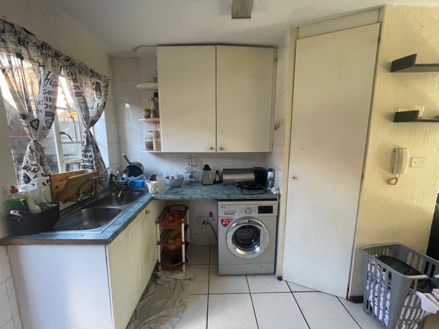 3 Bedroom Property for Sale in Bromhof Gauteng