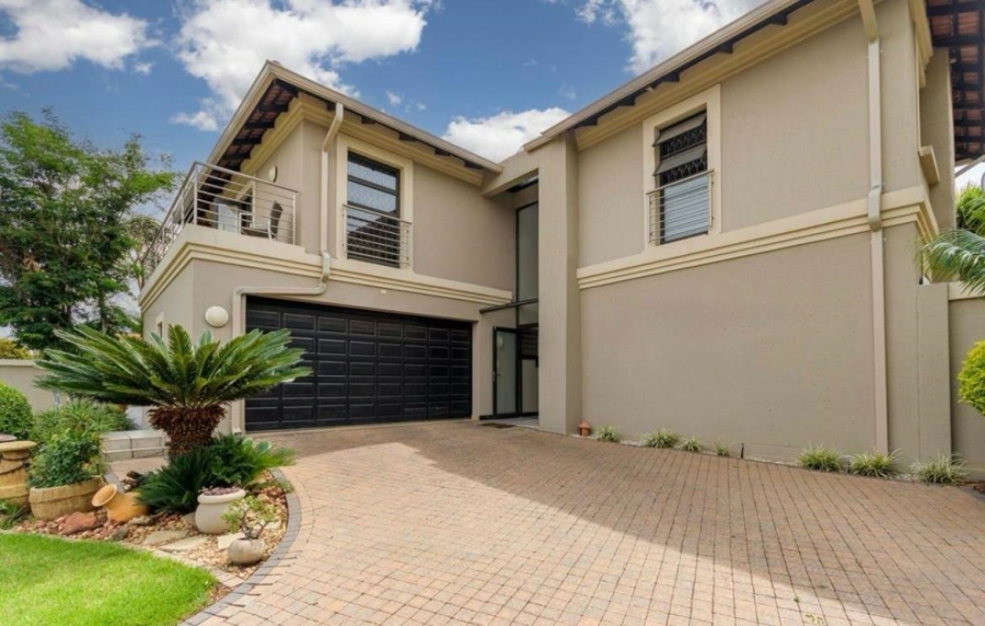 4 Bedroom Property for Sale in Aspen Hills Gauteng
