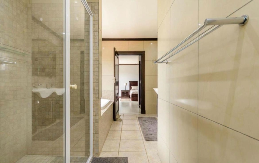 4 Bedroom Property for Sale in Aspen Hills Gauteng