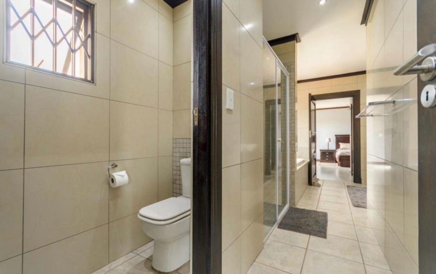 4 Bedroom Property for Sale in Aspen Hills Gauteng