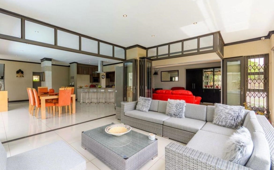 4 Bedroom Property for Sale in Aspen Hills Gauteng